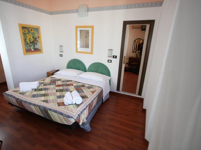 Hotel Stella D'Italia - Nuova Gestione Rimini Ngoại thất bức ảnh