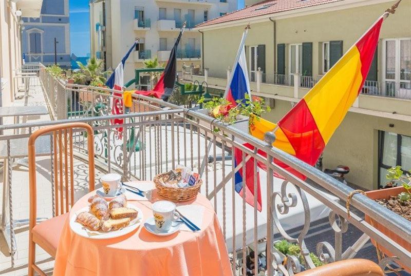 Hotel Stella D'Italia - Nuova Gestione Rimini Ngoại thất bức ảnh