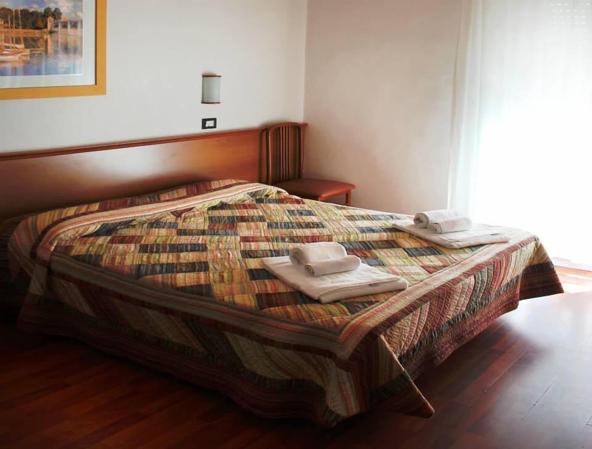 Hotel Stella D'Italia - Nuova Gestione Rimini Ngoại thất bức ảnh