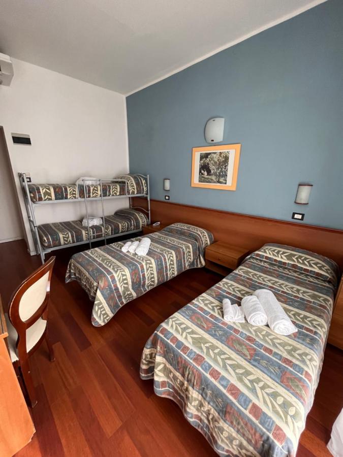 Hotel Stella D'Italia - Nuova Gestione Rimini Ngoại thất bức ảnh