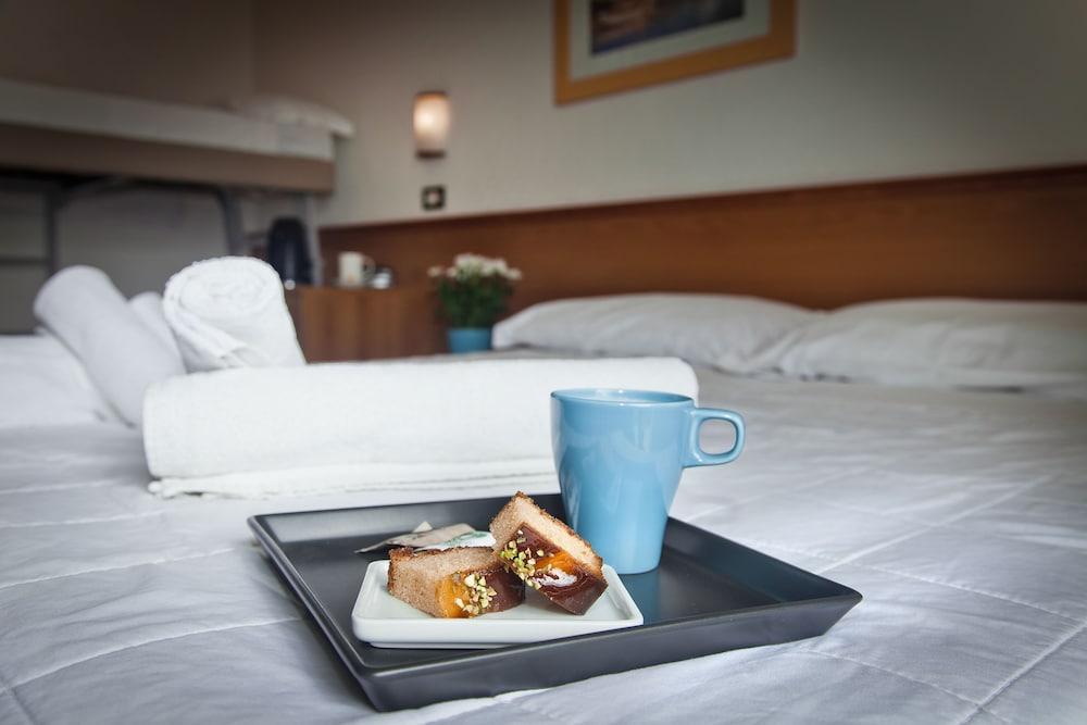 Hotel Stella D'Italia - Nuova Gestione Rimini Ngoại thất bức ảnh