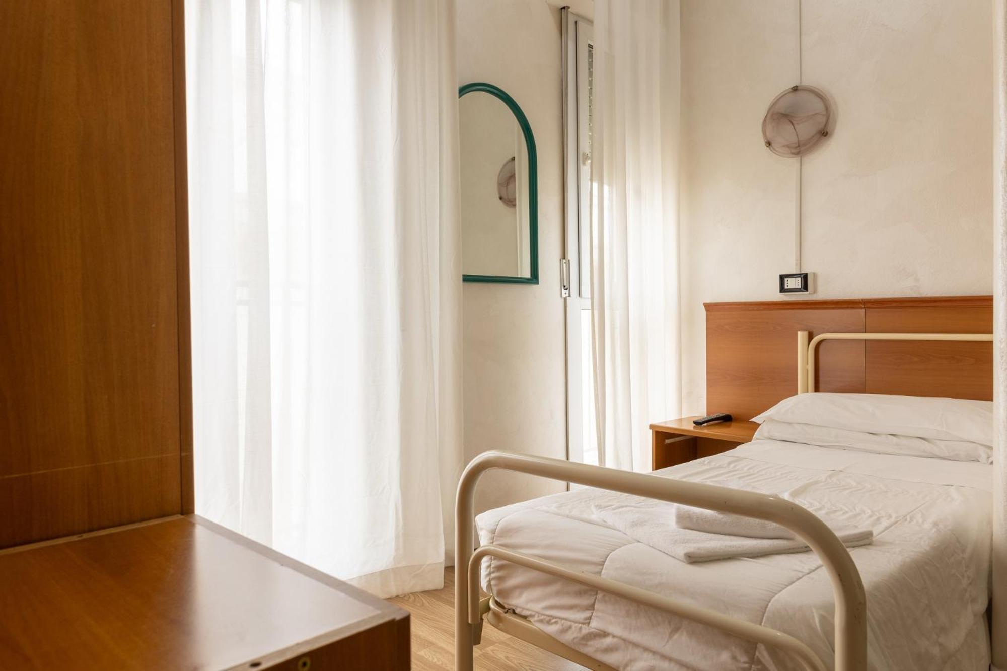 Hotel Stella D'Italia - Nuova Gestione Rimini Ngoại thất bức ảnh