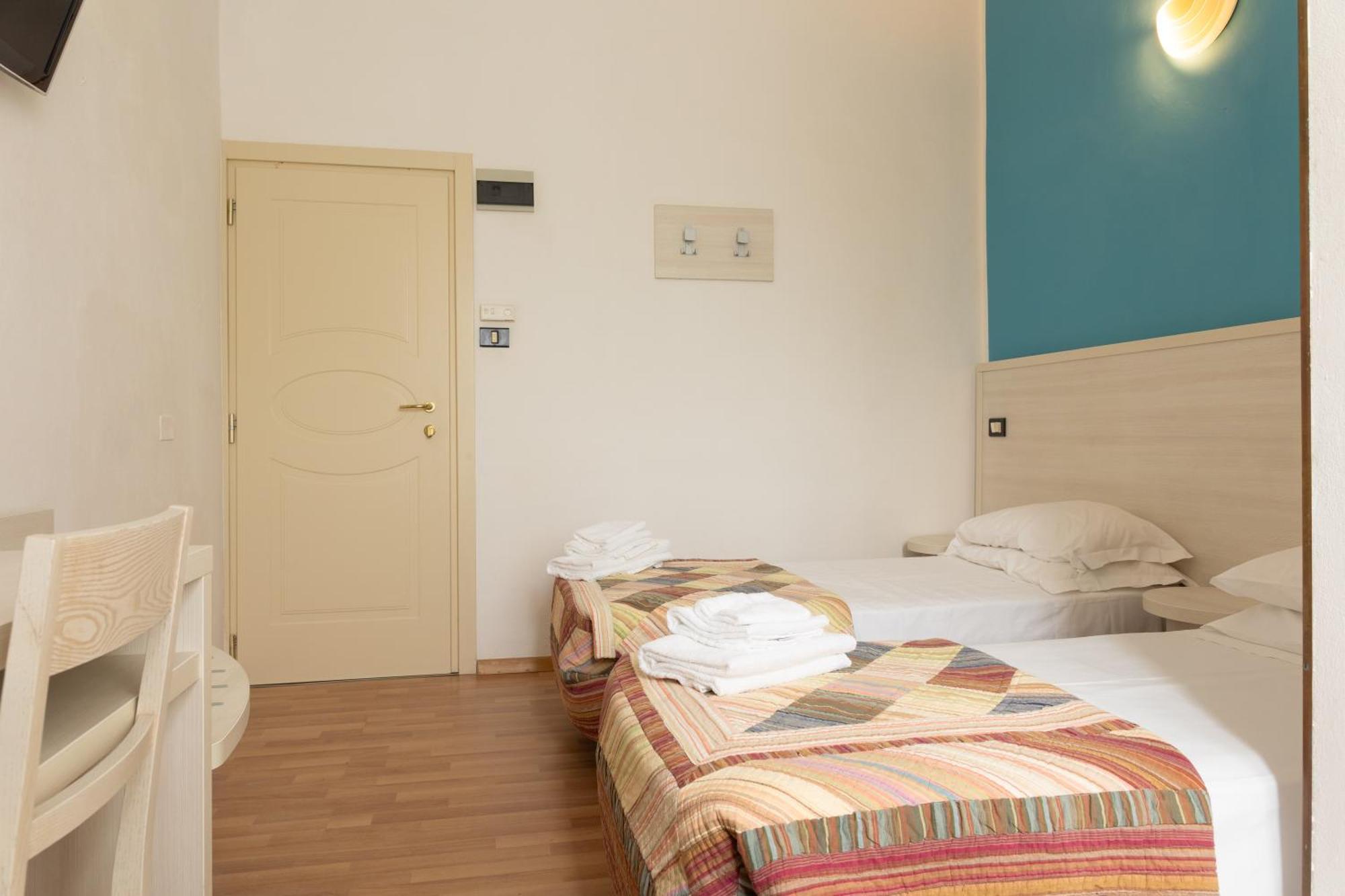 Hotel Stella D'Italia - Nuova Gestione Rimini Ngoại thất bức ảnh